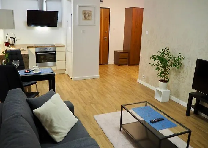 Wilanow Close To Town Hall And Palace ワルシャワ