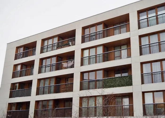 Lägenhet Wilanow Close To Town Hall And Palace Warszawa