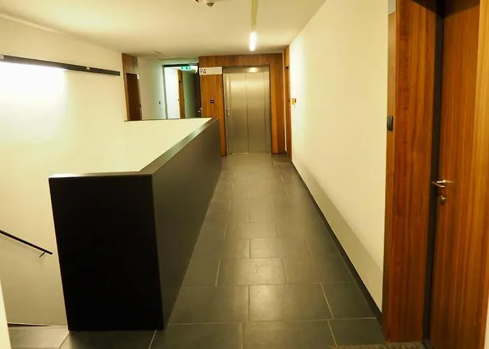 Lägenhet Wilanow Close To Town Hall And Palace